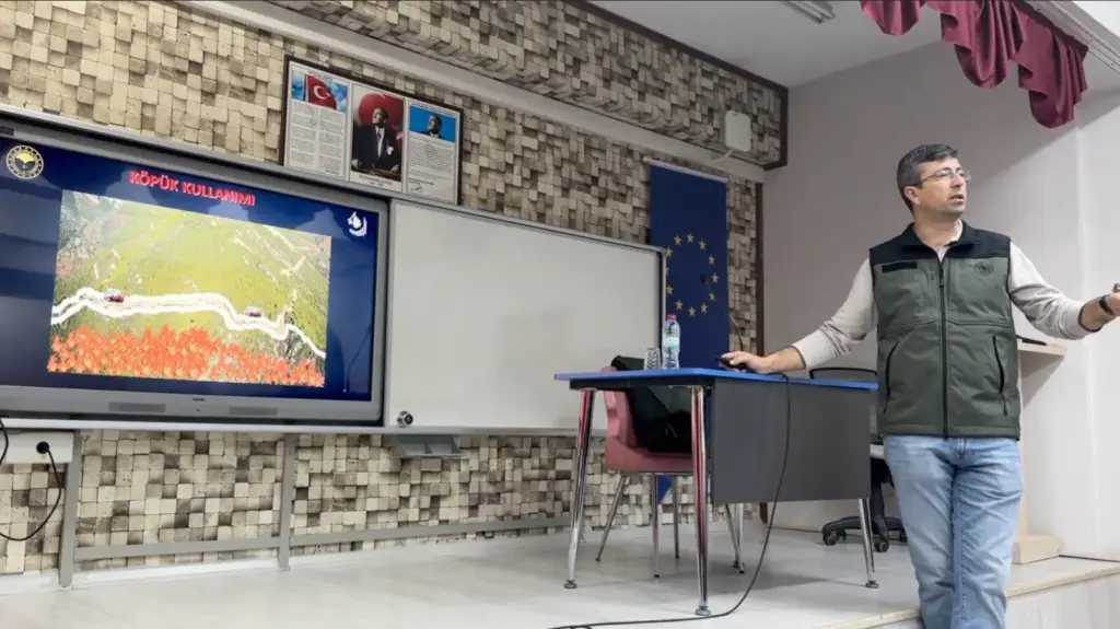 Gençlere Yönelik Seminerler (Video)
